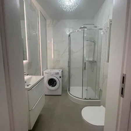 Stocznia Apartament- Prywatny Parking - Blisko Waly Chrobrego I Aquapark Apartment